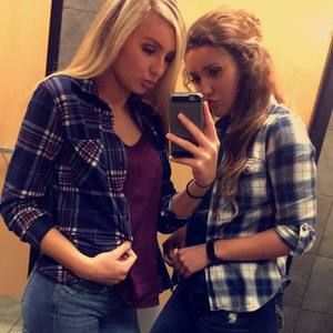 Meet your Posher, Chloe